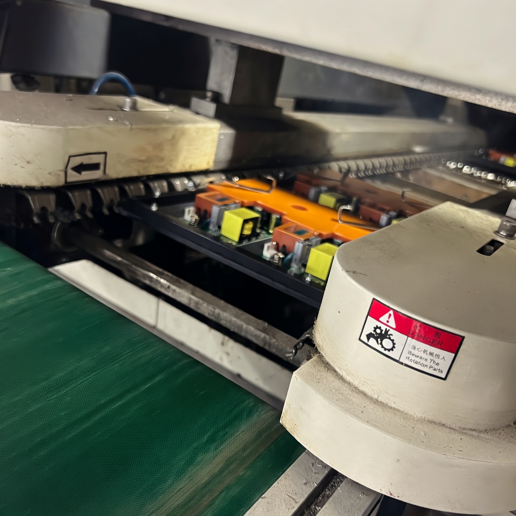 PCB inspection with measurement tools