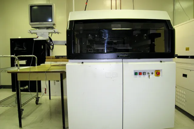 Automatic solder paste stencil printing machine