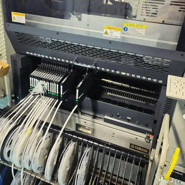 SMT pick and place